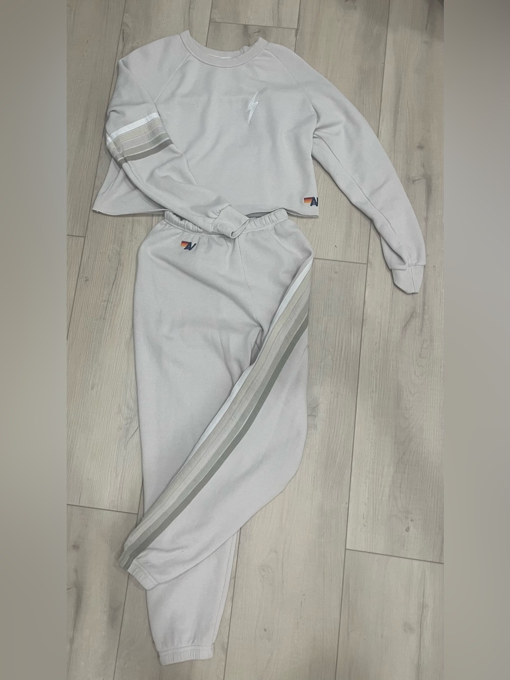 Aviator Nation FULL SET!! Light tan Cropped Sweatshirt & Jogger Set with Stripes